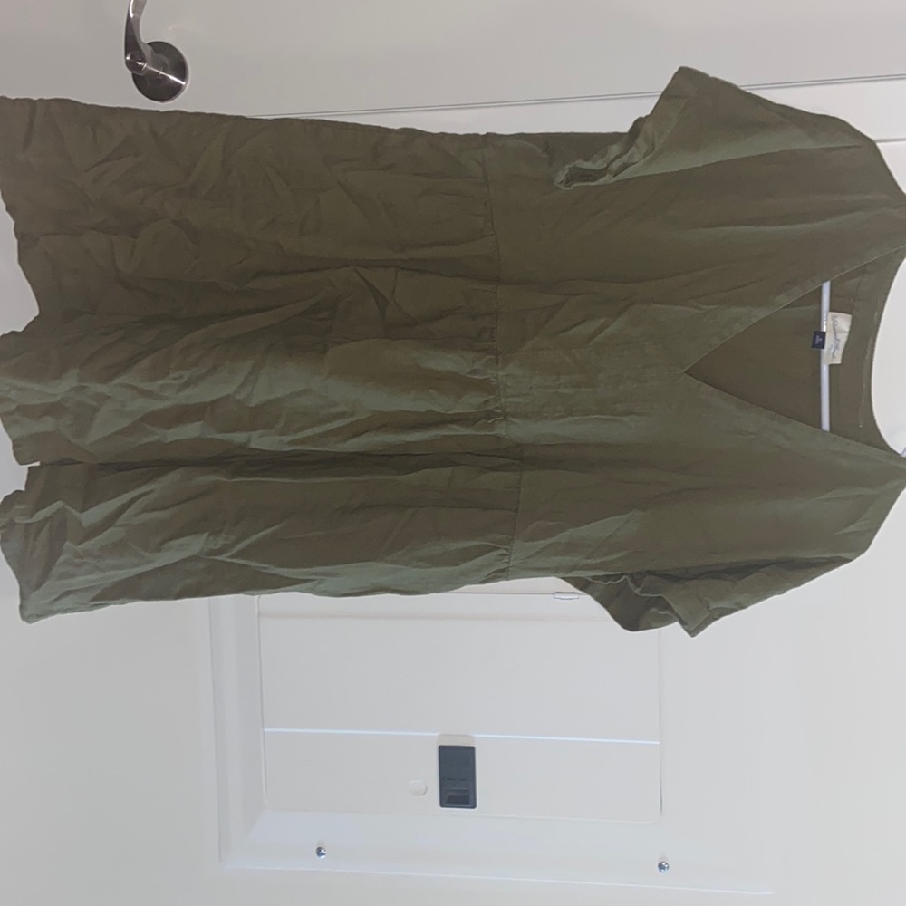 Universal Thread Army Green Dress Size XL with Pockets